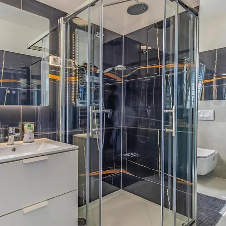 Cozy In With Sauna Vikendica