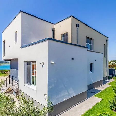 Cozy In With Sauna Vikendica Medulin