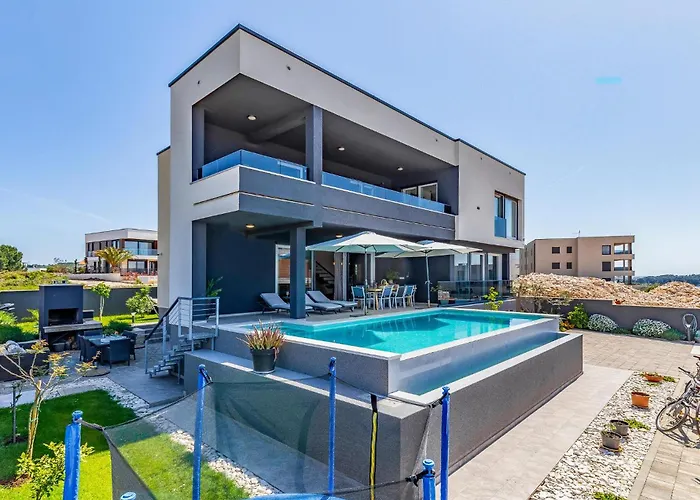 Cozy In With Sauna Vikendica *