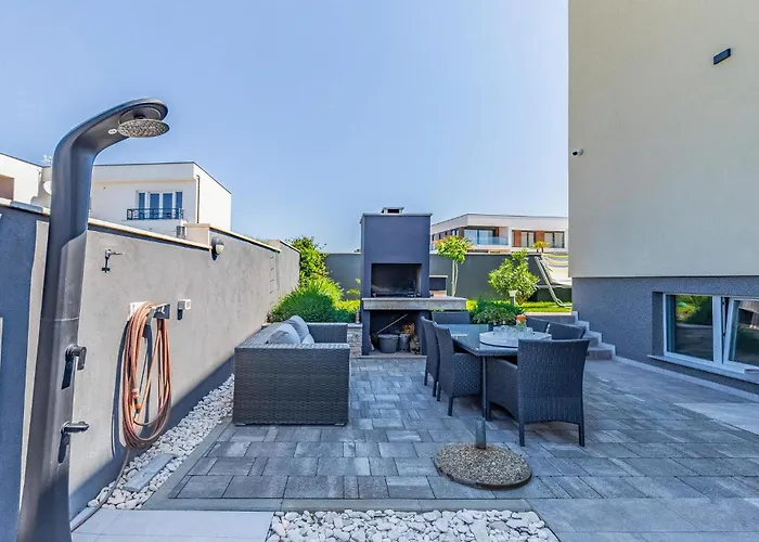 Vikendica Cozy In With Sauna Medulin