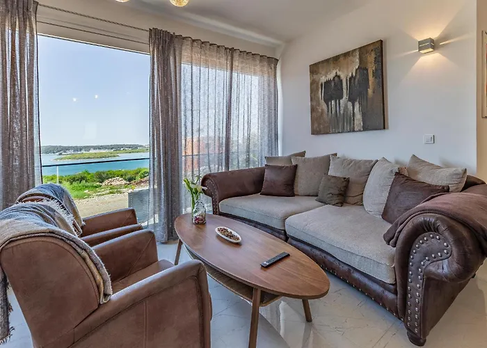 Cozy In With Sauna * Medulin